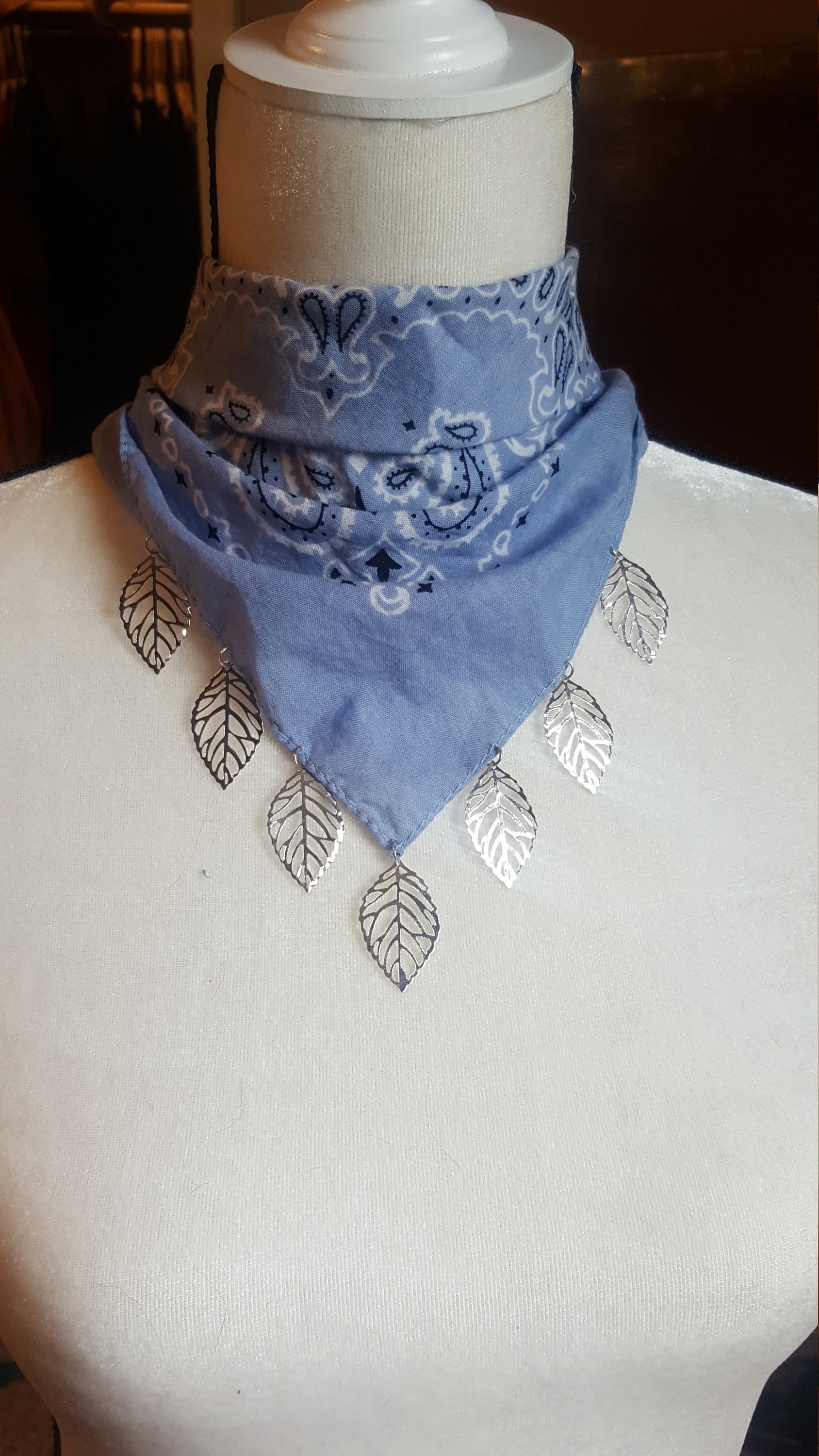 Leaf It Be Bandana Leaf It Be Bandana von MadRiverMakings