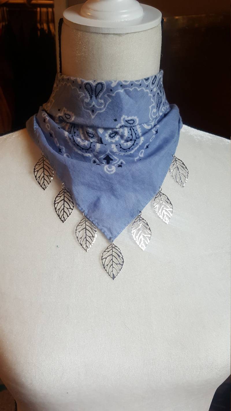 Leaf It Be Bandana Leaf It Be Bandana von MadRiverMakings