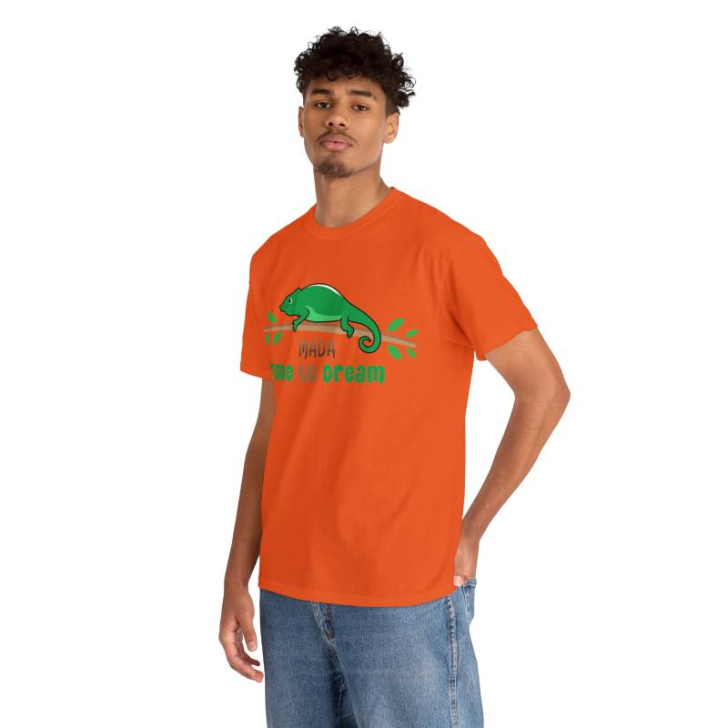 T-Shirt Chamäleon "Time To Dream"__ Entdecker-T-Shirts Mit Madagaskar-Motiven - Comic-Tier-Designs Auf Premium-Baumwolle -Geschenkidee T-Shirt Chamäleon "Time To Dream"__ Entdecker-T-Shirts Mit Madagaskar-Motiven - Comic-Tier-Designs Auf Premium-Baumwolle -Geschenkidee von MadagaskArtShop