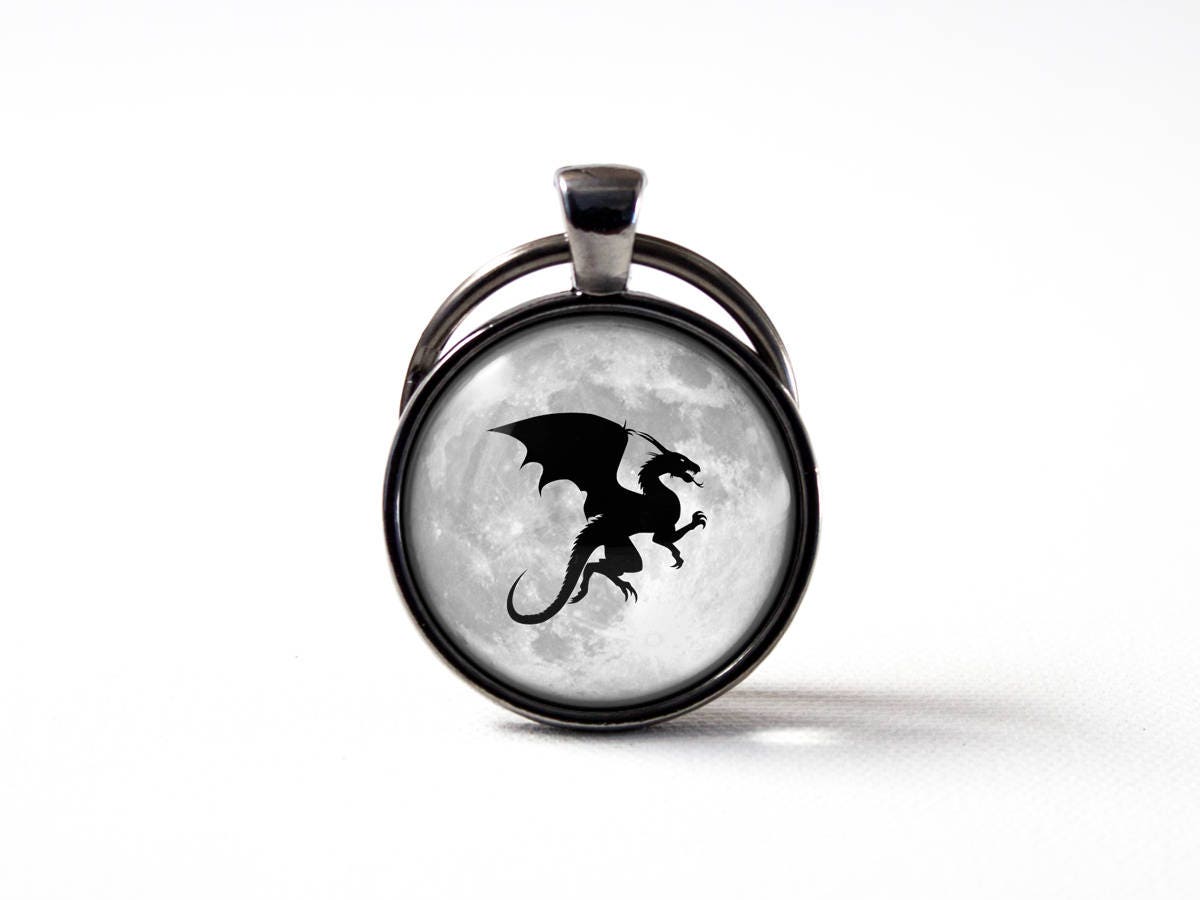Drachen Schlüsselanhänger Mond Fantasy Luna Schlüssel Accessoire Geflügelter Drache Drachenschmuck Schlüsselhalter Vollmond Unisex Geschenk von MadamIris