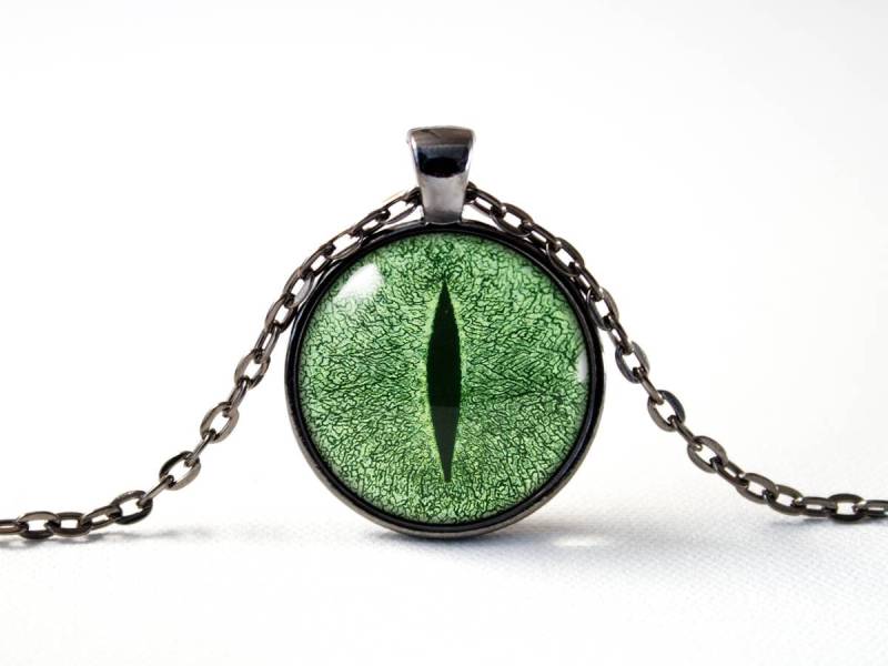 Drachenauge Halskette Katzenauge Grünes Auge Augenschmuck Drachenschmuck Böses Anhänger Augenanhänger Magie Fantasy Dino von MadamIris