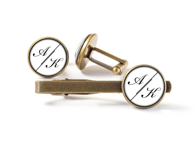 Manschettenknöpfe Initialen Krawatte Clip Bar Verlobung Hochzeitsgeschenk Für Den Bräutigam Personalisierte Schmuck Verlobte Custom Hochzeitsschmuck von MadamIris