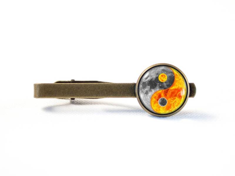 Yin Yang Krawatte Bar Hochzeitsgeschenk Bräutigam Geschenk Schmuck Clip Luna Hochzeit Mond Zen Krawattenklammer Ying-Yang-Geschenk-Vollmond von MadamIris