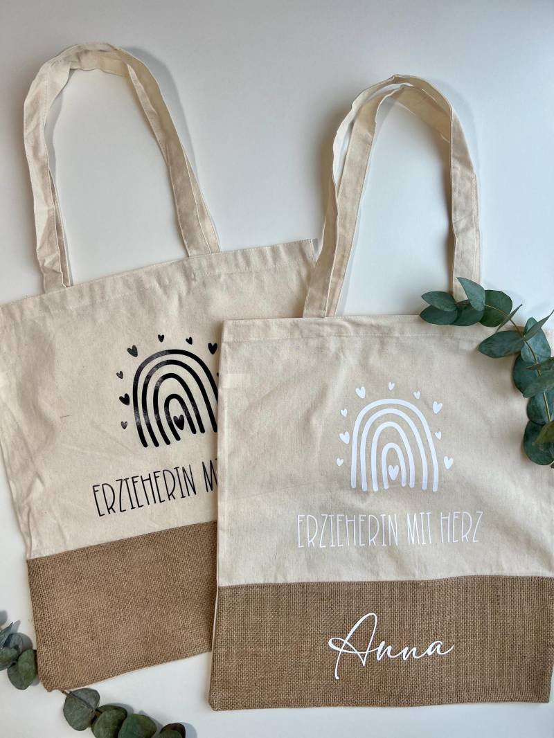 Erzieherin Mit Herz | Abschiedsgeschenk Kita Geschenk Für Erzieherinnern Personalisierter Beutel Dankeschön Krippe Und Kindergarten von MadameCreatiF