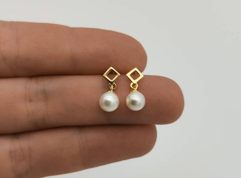 1 Paar Zarte Ohrstecker Mit Perle-Brautschmuck-Hochzeitsschmuck-Edel-Elegant-Perle-Perlenschmuck-925Er Silber-Vergoldet von MadameLiAnn