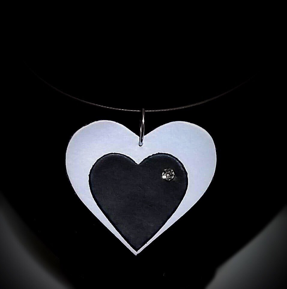 Herz Halskette. Leder Kette. Einzelstück Herz Halskette. Leder Kette. Einzelstück von MadameMagpieByBea