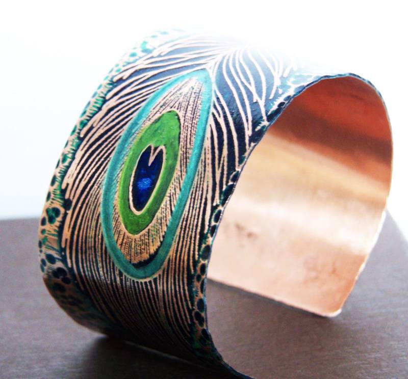Pfauenfeder - Geätztes Kupfer Art Schmuck Manschette Armband von MadamePoindextra