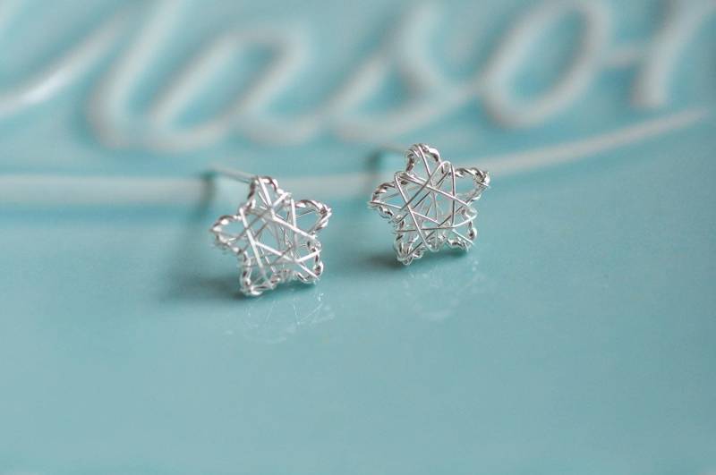 100 % Sterling Silberdraht Umwickelt Stern Silber Ohrringe, Silberohrringe, 925 Schmuck von MaddyandSamJewelry