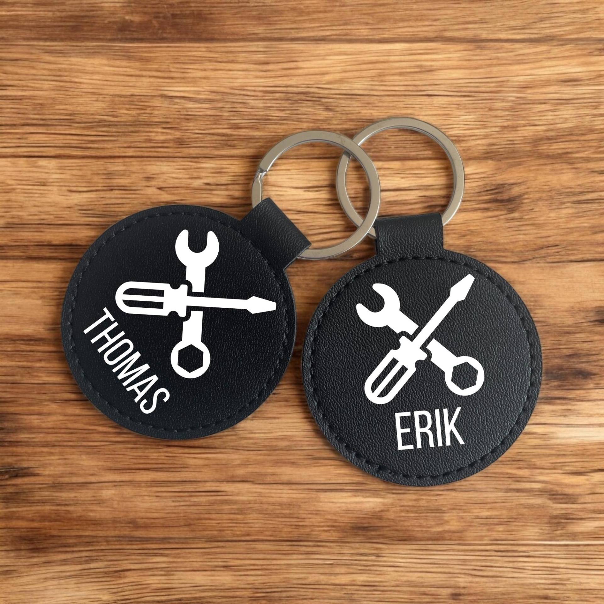 Schlüsselanhänger Werkzeug Schwarz, Anhänger Personalisiert, Schüsselanhänger Mit Namen, Mechaniker Geschenk, Geschenkidee Mann, Handwerker von MadeByAnnK