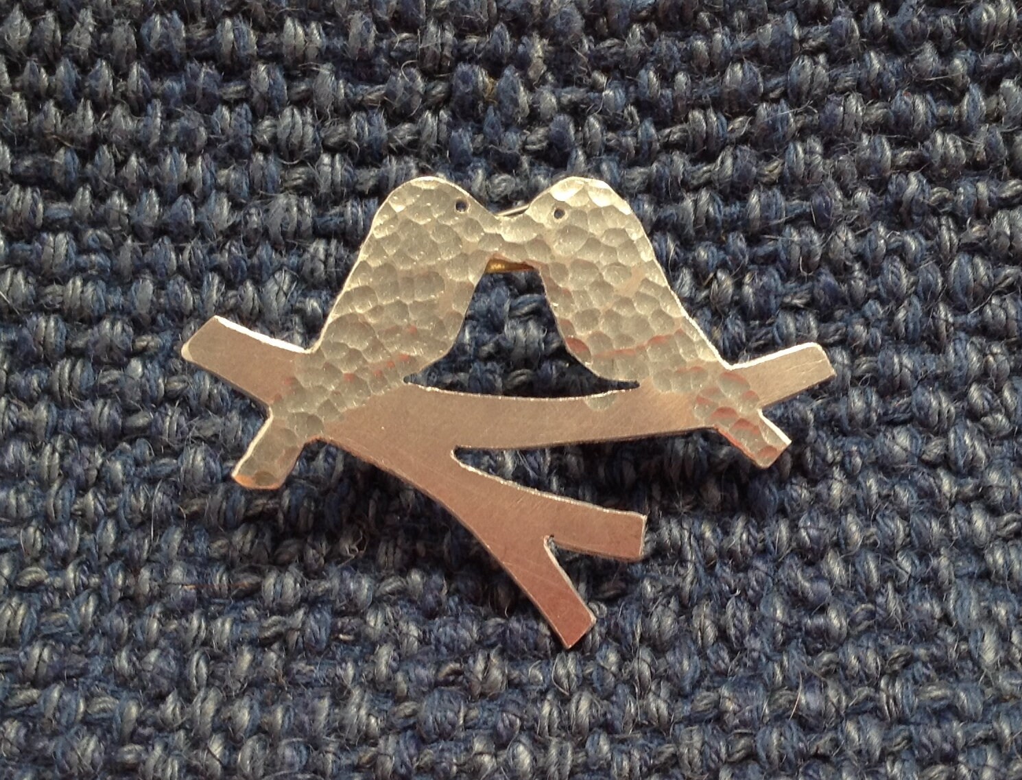 Liebe Vögel Brosche Oder Halskette Aus Recyceltem Aluminium Leicht Und Nicht Trüb Liebe Vögel Brosche Oder Halskette Aus Recyceltem Aluminium Leicht Und Nicht Trüb von MadeByCarolineShop