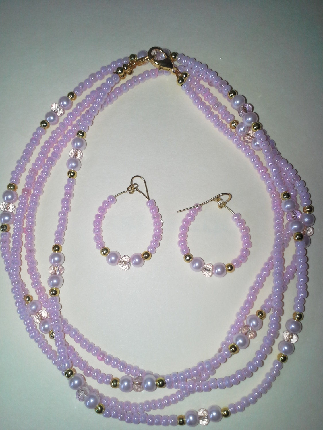 Atemberaubende Rosa Perlen Halskette Mit Passenden Ohrringen - # 285 Atemberaubende Rosa Perlen Halskette Mit Passenden Ohrringen - # 285 von MadeByGoldie