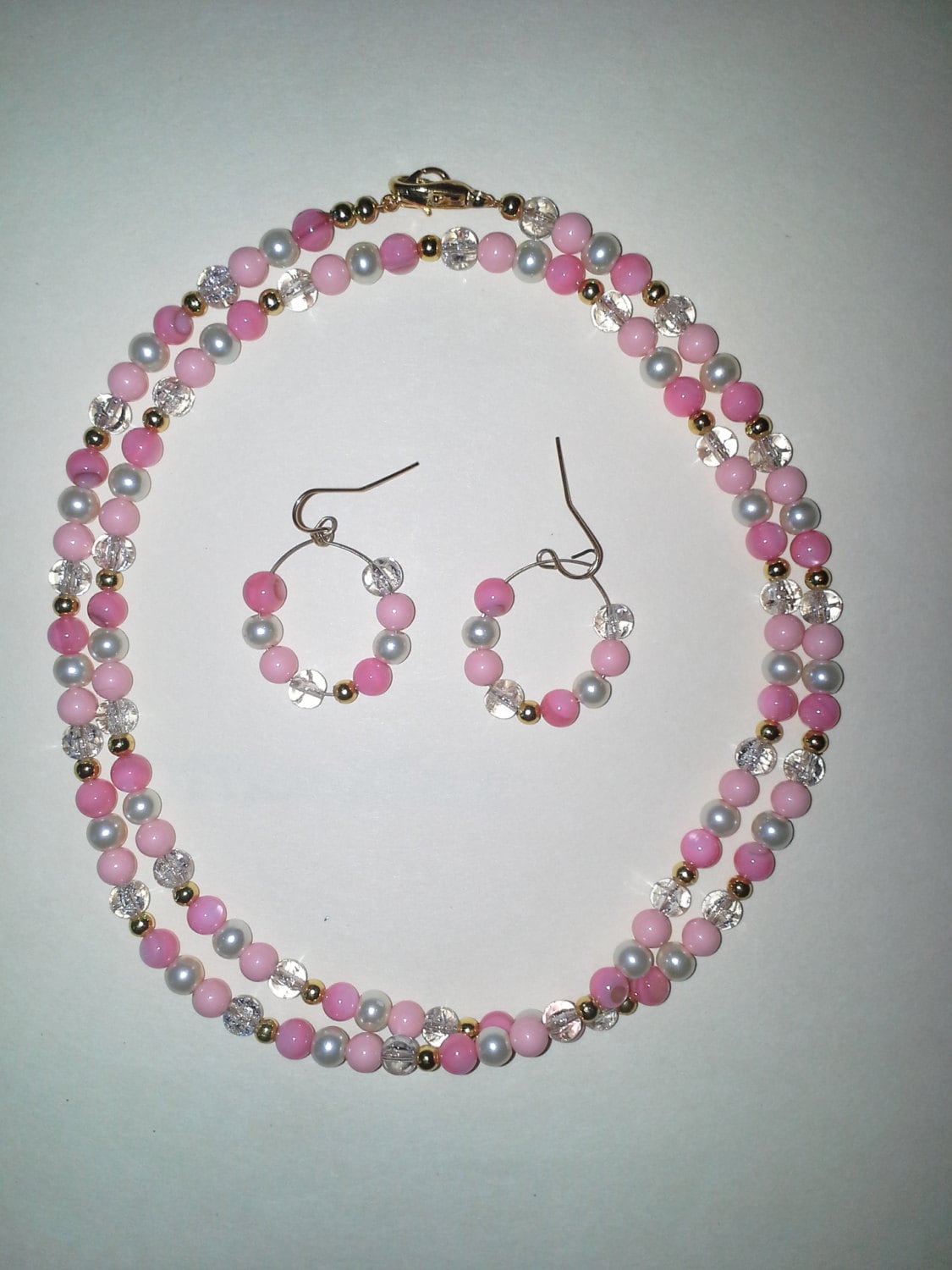 Liebenswert Aprikose Perlen Halskette Mit Passenden Ohrringen-# 268 Liebenswert Aprikose Perlen Halskette Mit Passenden Ohrringen-# 268 von MadeByGoldie