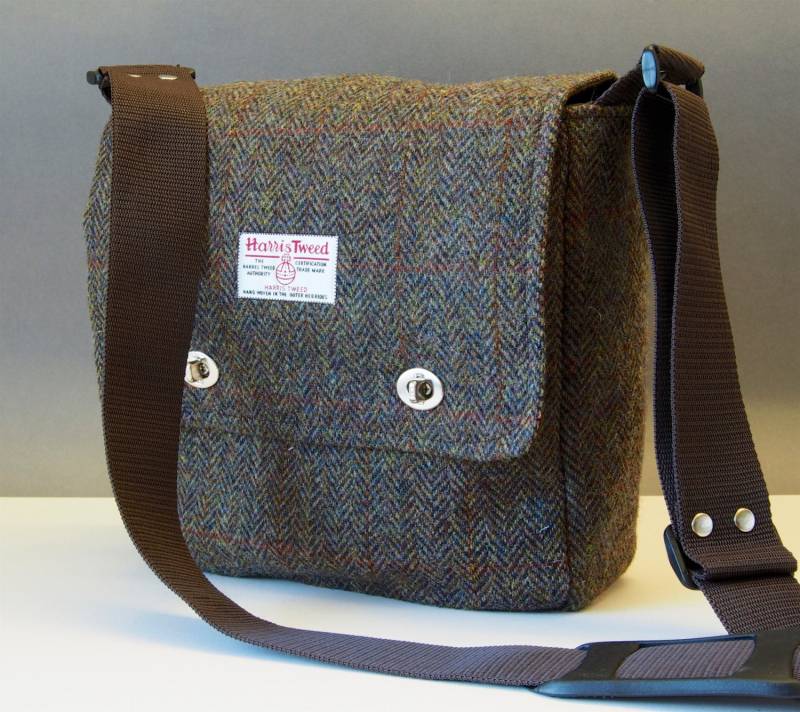 Harris Tweed Messenger Satchel 10x10 von MadeByGrandad