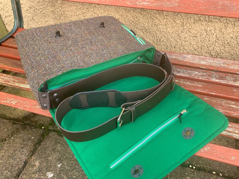 Ipad Pro 12.9" Messenger Bag Aus Harris Tweed von MadeByGrandad
