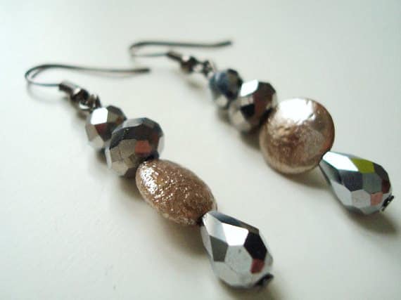 Schöne Kristall Und Glas Ohrringe von MadeByMills