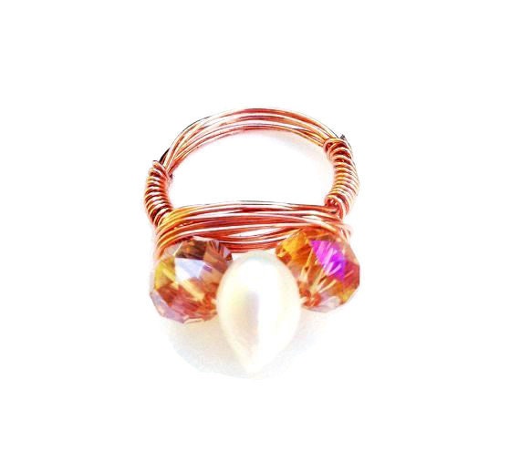 Schönen Champagner Crystal Und Süßwasserperlen Ring in Rotgold Schönen Champagner Crystal Und Süßwasserperlen Ring in Rotgold von MadeByMills
