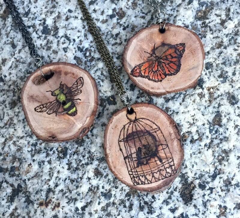Vogelkäfig Holz Verbrannt Halskette Vogelkäfig Holz Verbrannt Halskette von MadeByMills