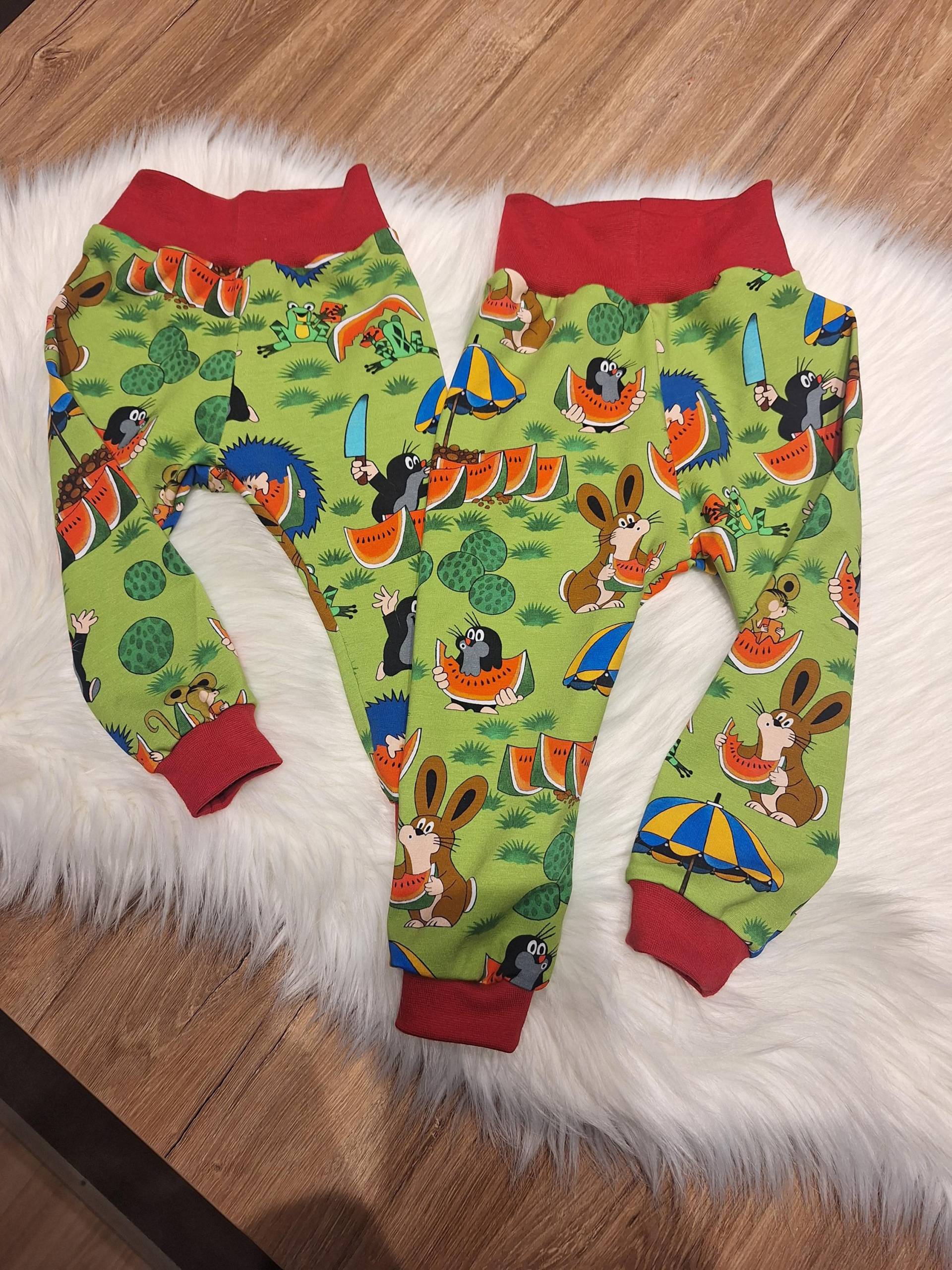 Schmale Hose Für Babys, Kinder in Verschiedenen Größen Und Bio-Qualität Mit Pauli Dem Kleinen Maulwurf, Lässiger Sitz Schmale Beine von MadeByNaehwichtel