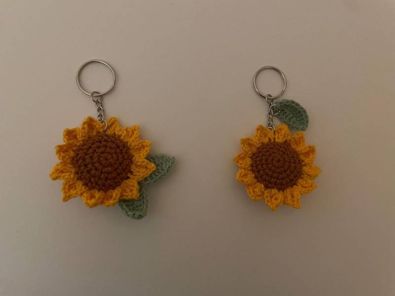 Schlüsselanhänger Sonnenblume Schlüsselanhänger Sonnenblume von MadeByPaula99