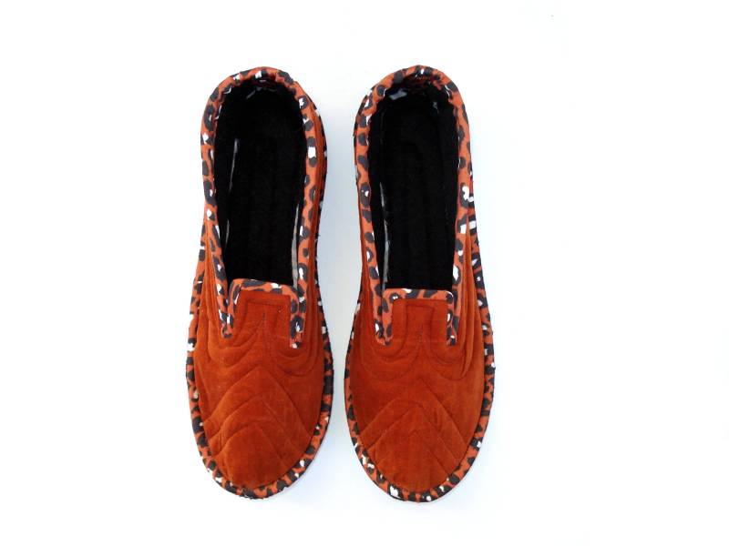 Hausschuhe Erwachsene Frauen, Weihnachtsgeschenk Für Samt Hausschuhe, Wolle Gäste Haus Geschenkidee Weihnachten von MadeByTinna