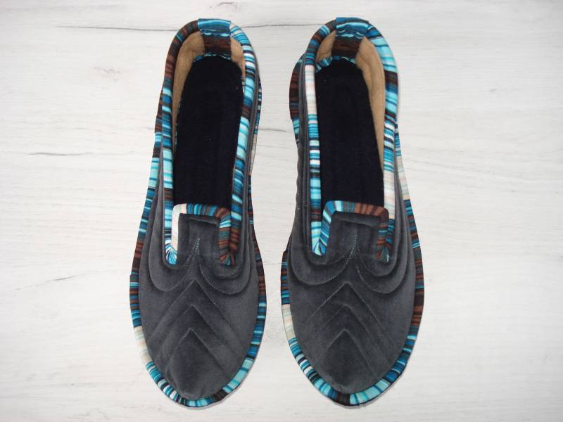 Samt Frauen Hausschuhe, Wolle Hausschuhe Für Frauen, Erwachsene Home Schuhe, Warme Weiche Sohle von MadeByTinna