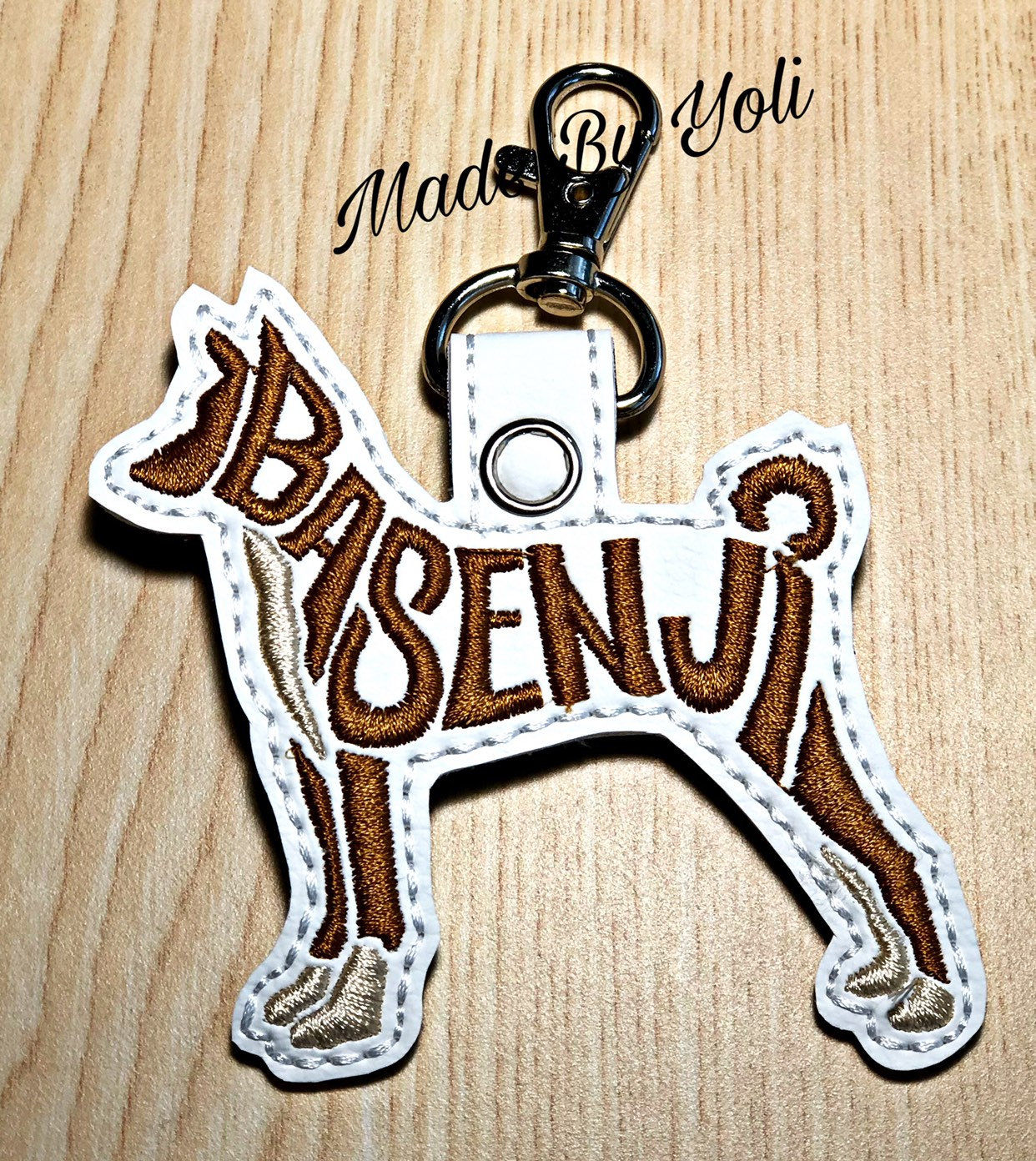 Basenji Schlüsselanhänger Basenji Schlüsselanhänger von MadeByYoli
