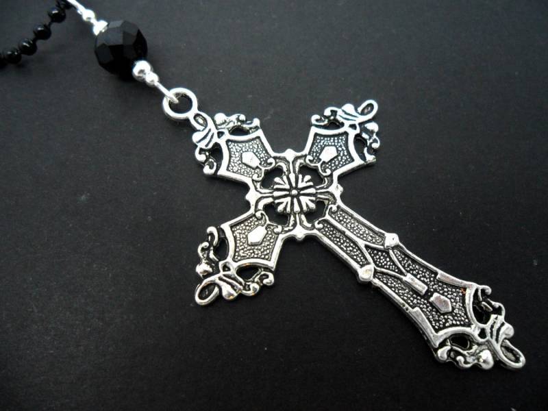 Ein Schönes Metall Kreuz Und Schwarz 26" Kugelkette Lange Anhänger Halskette von MadeInEngland63