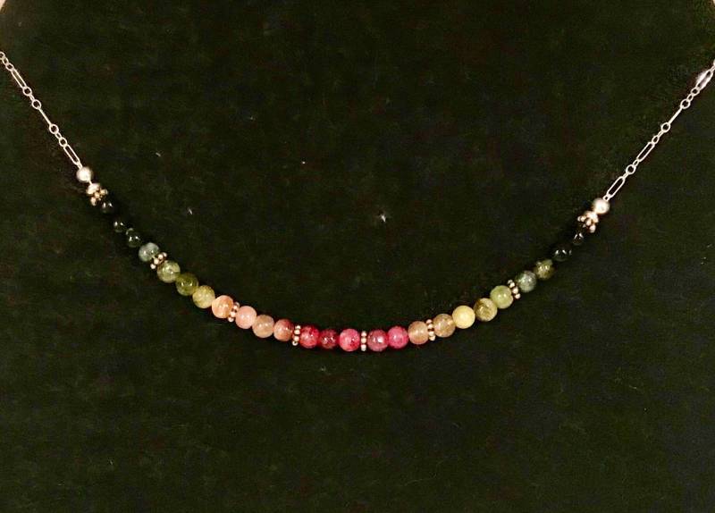 Multicolor Regenbogen Turmalin Edelstein Runde Perlen Mit Sterling Silber Kette Schmuck Halskette von MadeMarianJewelry