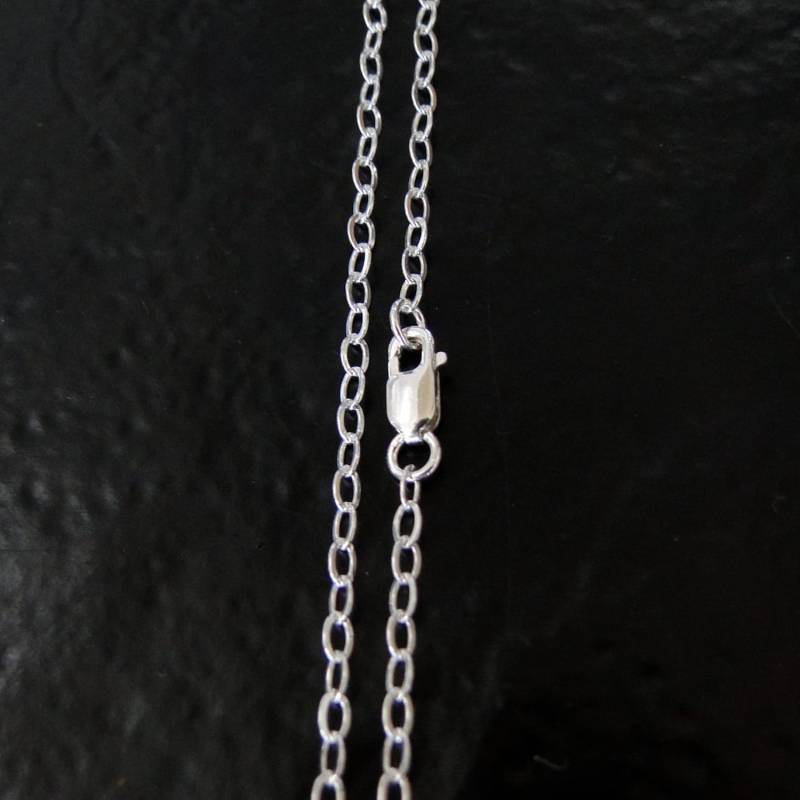 18-Zoll-sterling Silber 2, 3 Mm Runde Flachband Halskette, Made in Usa/Italien, C43 18-Zoll-sterling Silber 2, 3 Mm Runde Flachband Halskette, Made in Usa/Italien, C43 von MadeOfMetal