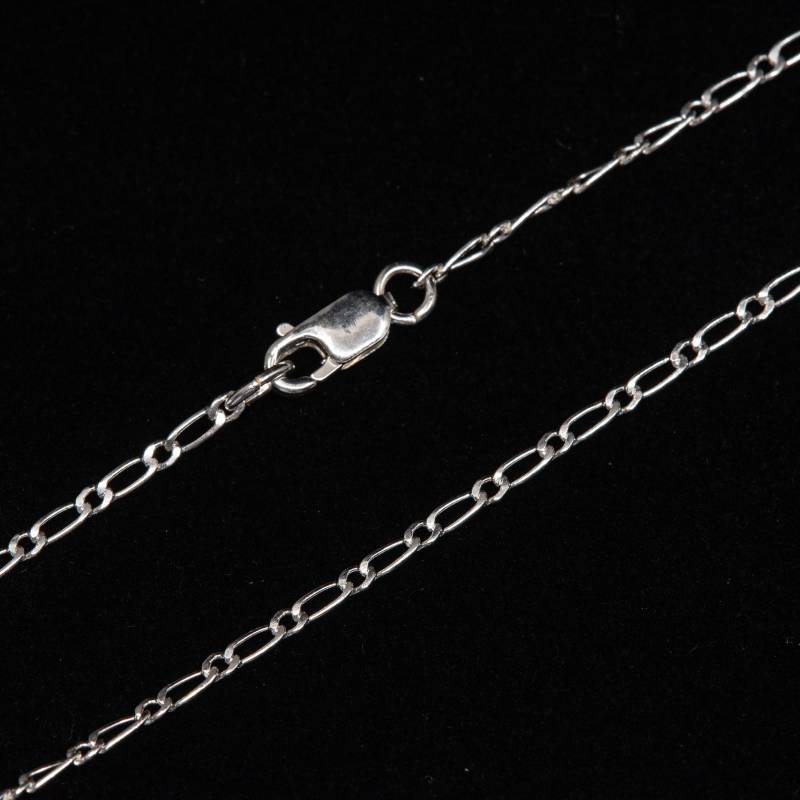 20-Zoll-Sterling Silber 1, 5 Mm Figaro Halskette Mit Sterling Karabinerverschluss, C54 20-Zoll-Sterling Silber 1, 5 Mm Figaro Halskette Mit Sterling Karabinerverschluss, C54 von MadeOfMetal