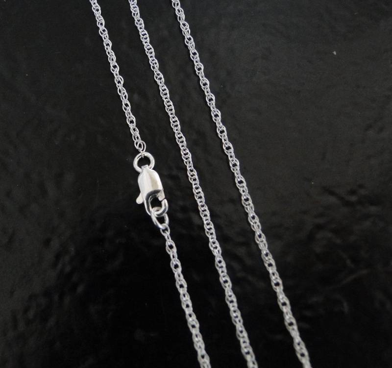 30 Zoll - Sterling Silber 1, 3 Mm Seil Kette Mit Verschluss Benutzerdefinierte Längen Erhältlich, C62 30 Zoll - Sterling Silber 1, 3 Mm Seil Kette Mit Verschluss Benutzerdefinierte Längen Erhältlich, C62 von MadeOfMetal