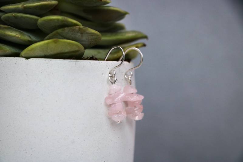 Handgemachte Gestapelte Rosenquarz 925 Sterlingsilber Ohrringe - Edelsteinschmuck | Kristall Zarte Boho Schlichte Beachy Zierliche Einzigartige Handgemachte Gestapelte Rosenquarz 925 Sterlingsilber Ohrringe - Edelsteinschmuck | Kristall Zarte Boho Schlichte Beachy Zierliche Einzigartige von MadeUniqueByBeth