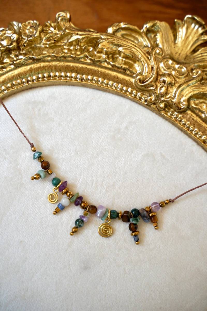 Elina Halskette - Boho Garn Mit Tigerauge, Achat & Messing, Spirale Unisex Schmuck, Handgemacht, Perfektes Geschenk, Geschenk Für Sie von MadebyAnnaJewelry