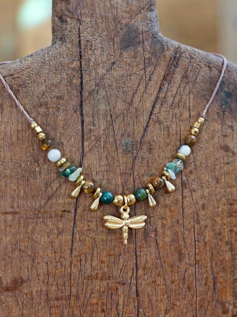 Libelle Halskette - Boho Garn Mit Tigerauge & Gehämmert Messingtropfen Unisex Schmuck, Handgemacht, Perfektes Geschenk von MadebyAnnaJewelry