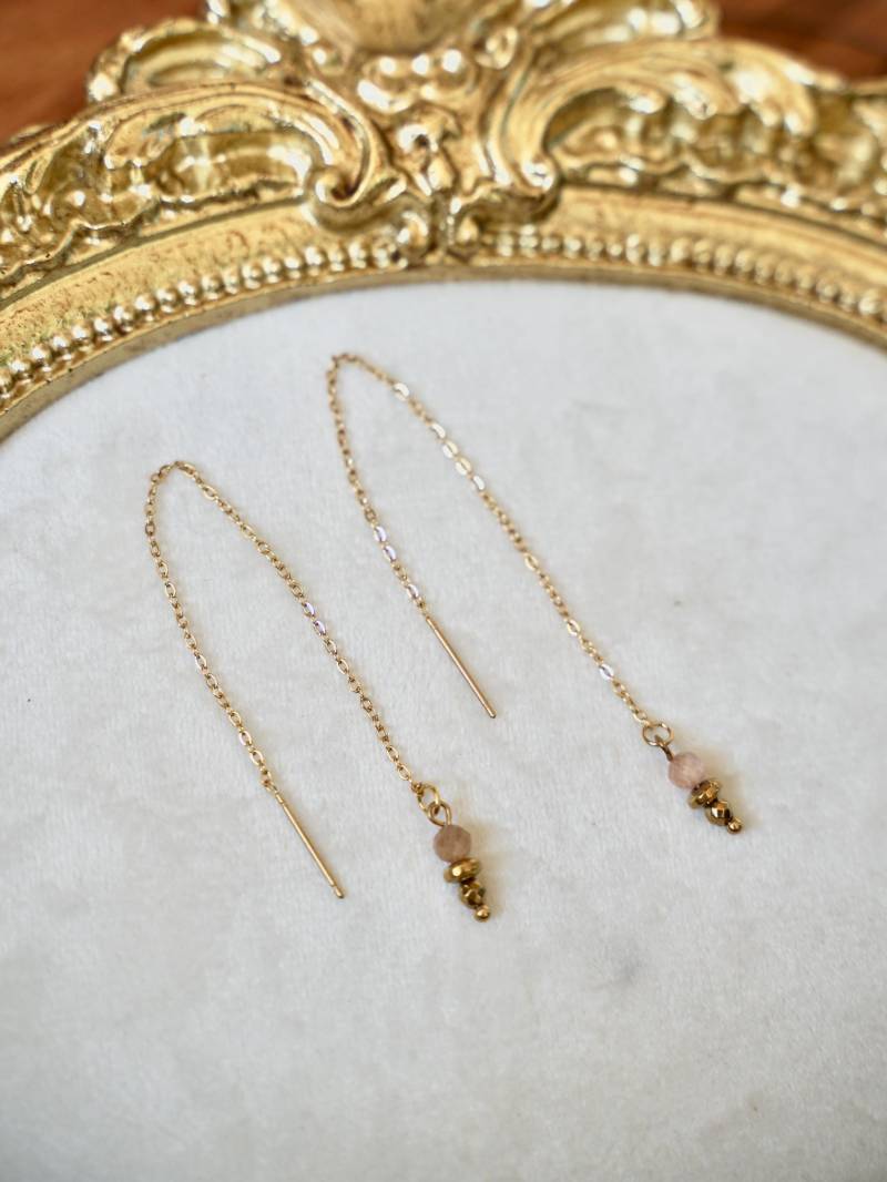 Lina Ohrringe Mondstein, Edelstahl, Kettenohrringe - Mit Natürlicher Eleganz Für Den Alltag Und Besondere Anlässe, Geschenk von MadebyAnnaJewelry