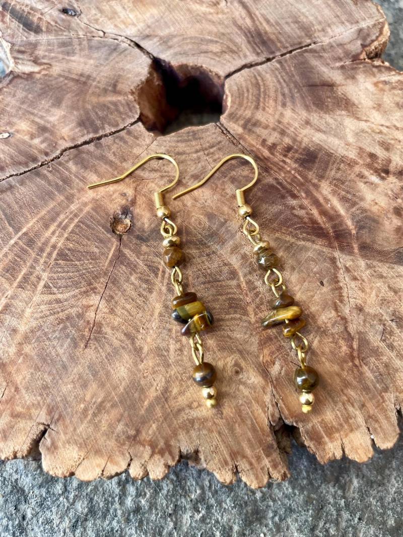 Naturgold Ohrringe Boho Messing & Tigerauge Steine - Natürliche Eleganz, Individueller Schmuck, Perfektes Geschenk, Edelstahl von MadebyAnnaJewelry