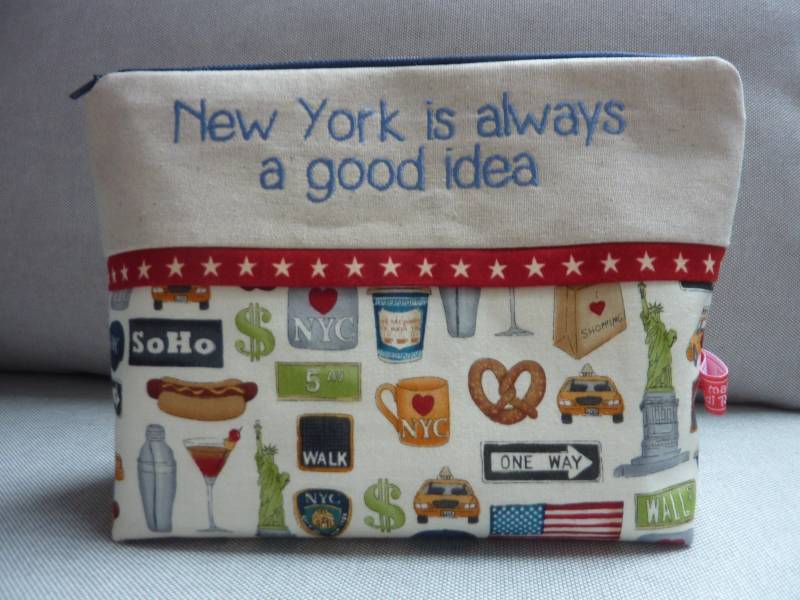 New York Is Always A Good Idea Kosmetiktasche Weltenbummler Icons Gestickter Text von MadebyHeidiRohrmoser
