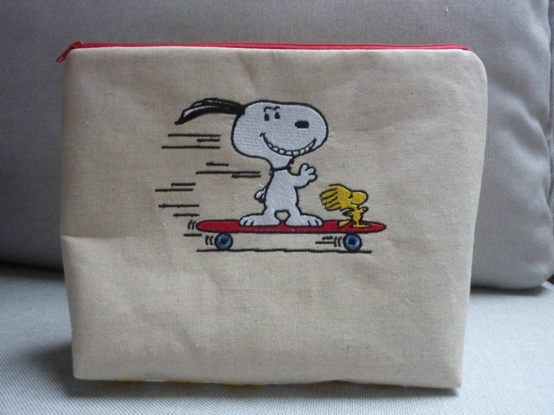 Snoopy Und Woodstock Kosmetiktasche Skateboard Smiley von MadebyHeidiRohrmoser