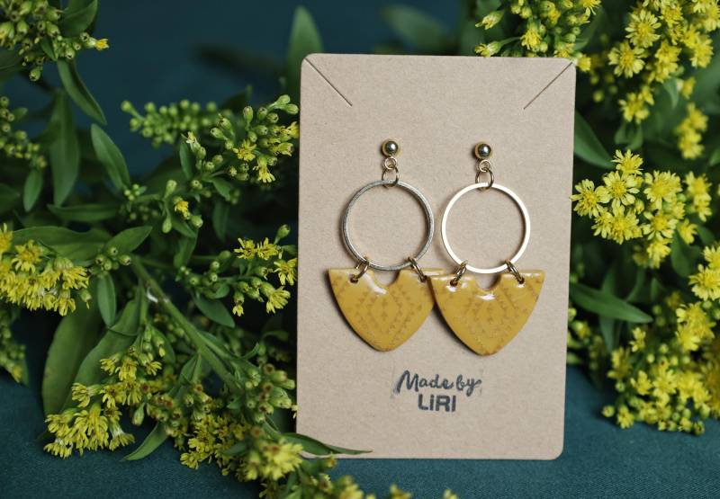 statement-Ohrringe Golden Circle Ocker-Gelb Mit Gold von MadebyLiri