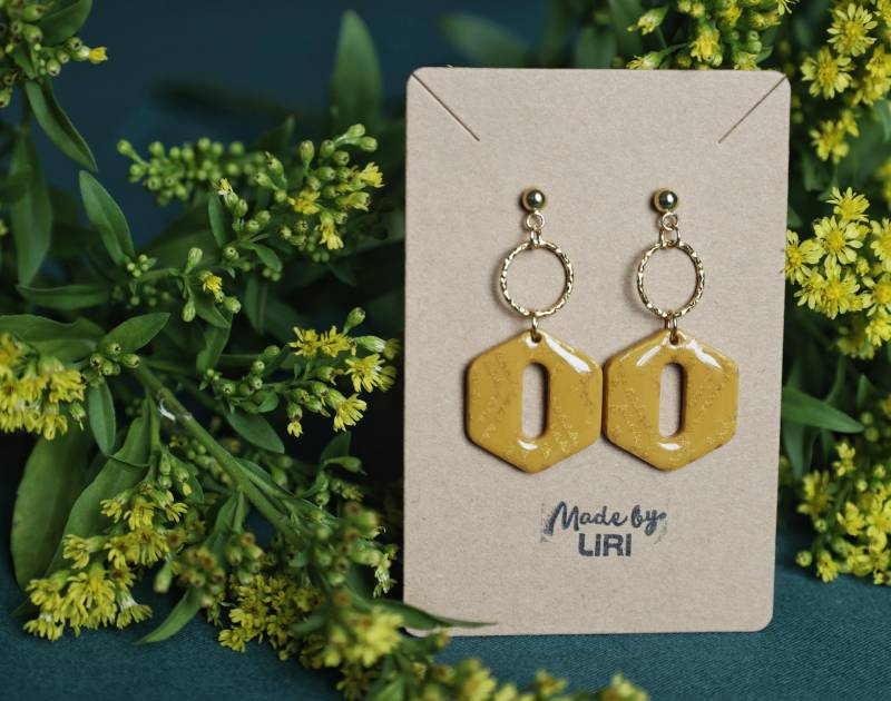 statement-Ohrringe Raute Ocker-Gelb Mit Gold von MadebyLiri