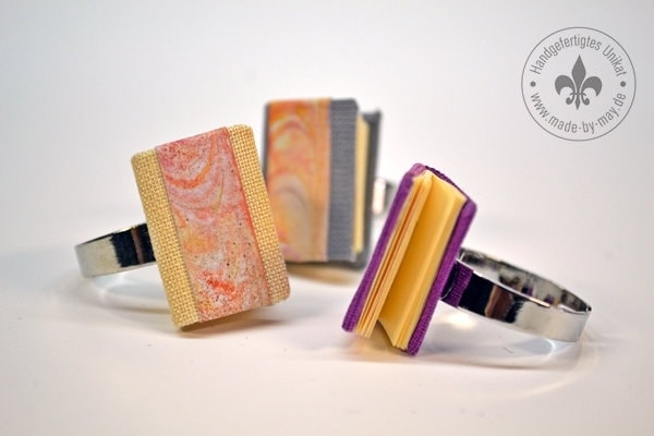 Ring Mit Minibuch von MadebyMayPapier