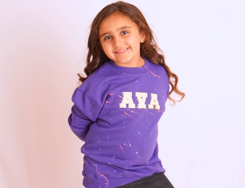 Personalisiertes Chenille Patch Kid Sweatshirt Glitter Buchstabe Name von IsolaBellaBoutiqueNY