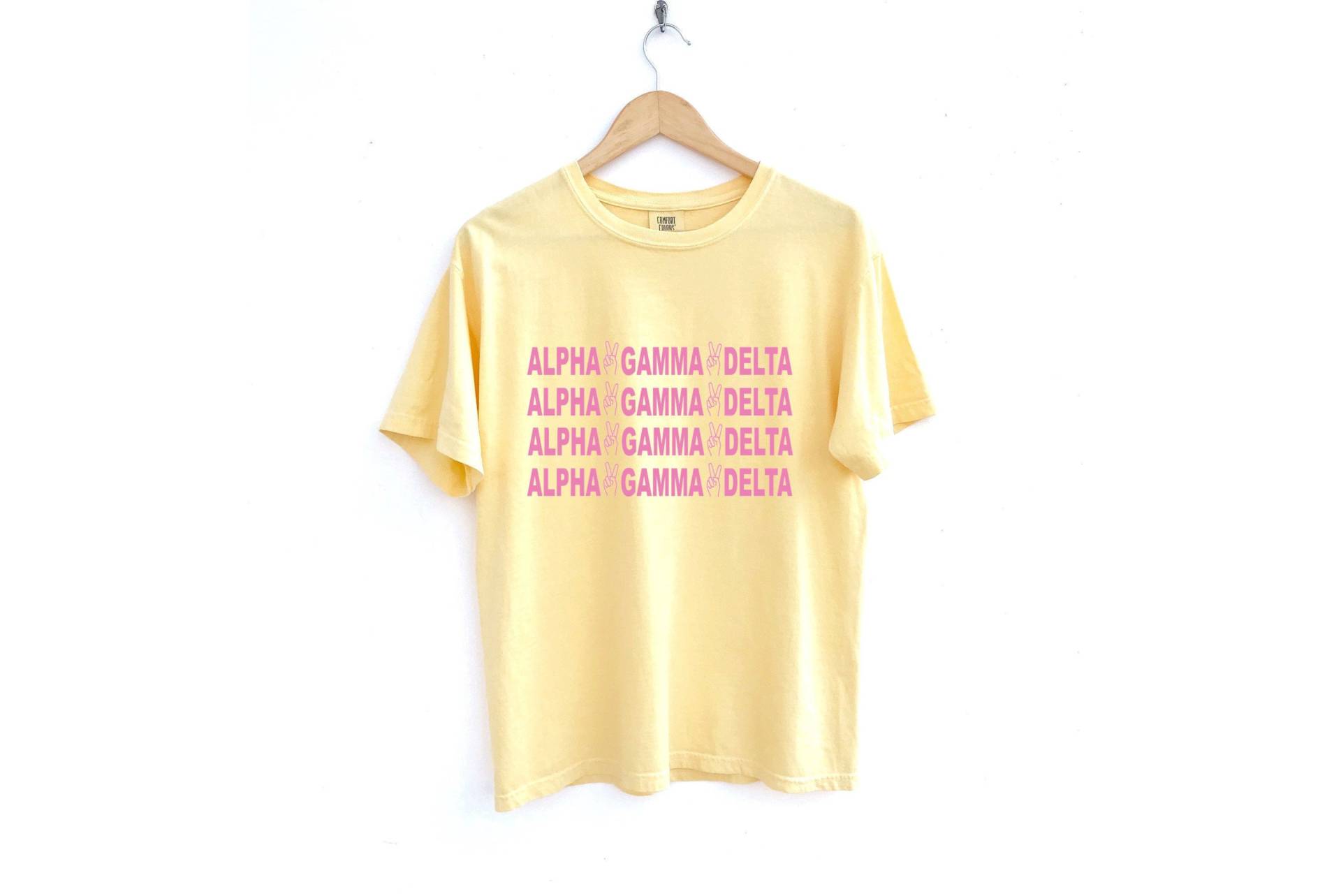 Alpha-Alpha-Delta - Pinkes Und Gelbes Peace Sorority Shirt Comfort Colors Butter von MadebyMollzShop