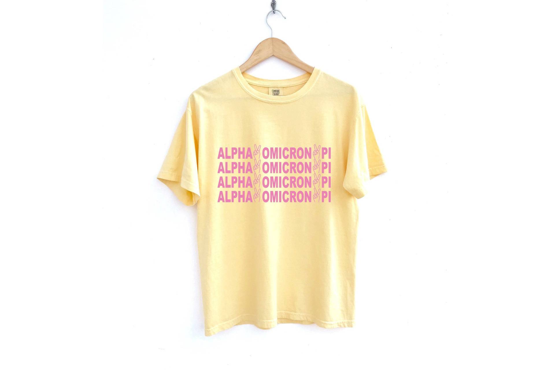 Alpha Omicron Pi - Pinkes Und Gelbes Peace Sorority Shirt Comfort Colors Butter von MadebyMollzShop