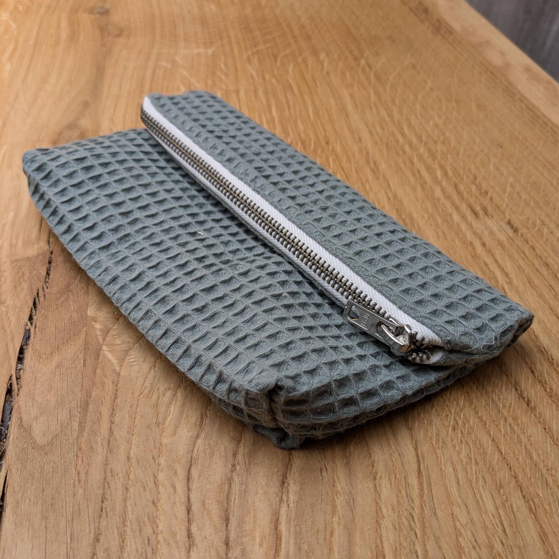 Fabric Cosmetic Bag Waffle Pique | Make-Up Small Toiletry Blue Grey Clutch Pouch Travel Women von MadebyMonaAtelier