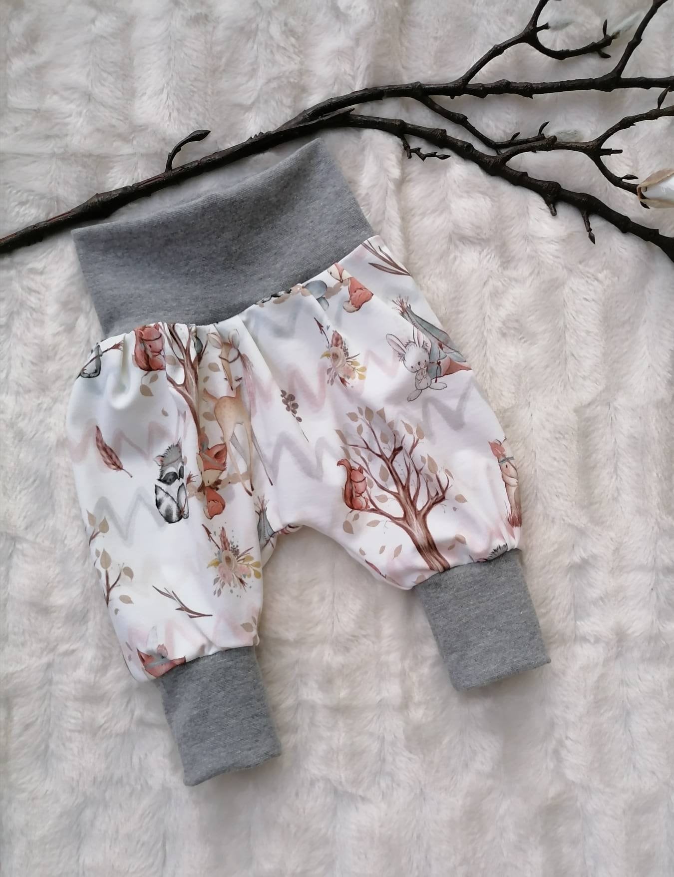 Pumphose Baby Babyhose 50-56 62-68 74-80 86-92 Waldtiere Füchse Waschbär von MadebyNatmmmkir