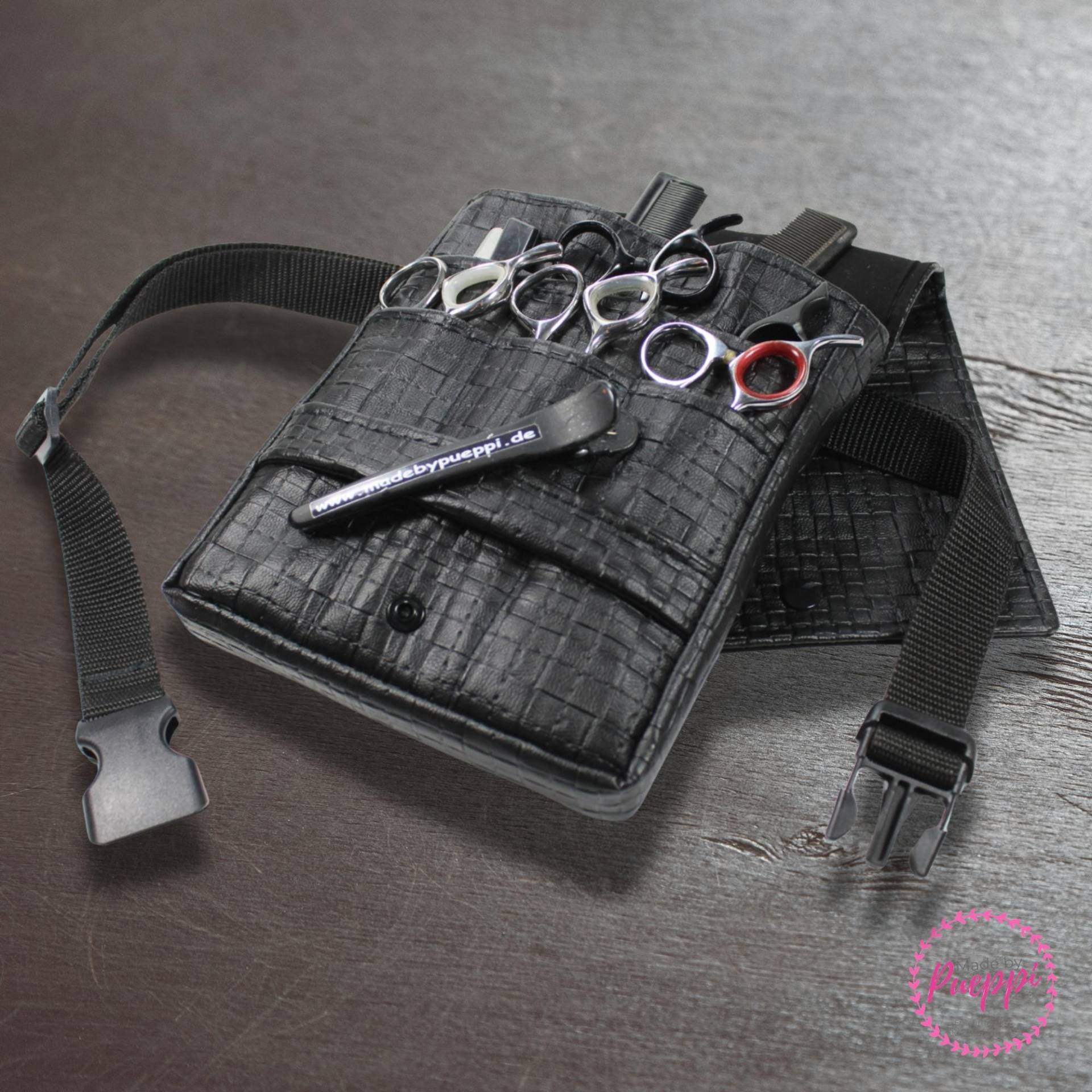 Friseurtasche Im Design Tile Black Friseurwerkzeugtasche Friseurscherentasche Friseurgürteltasche Friseurgeschenk von MadebyPueppi