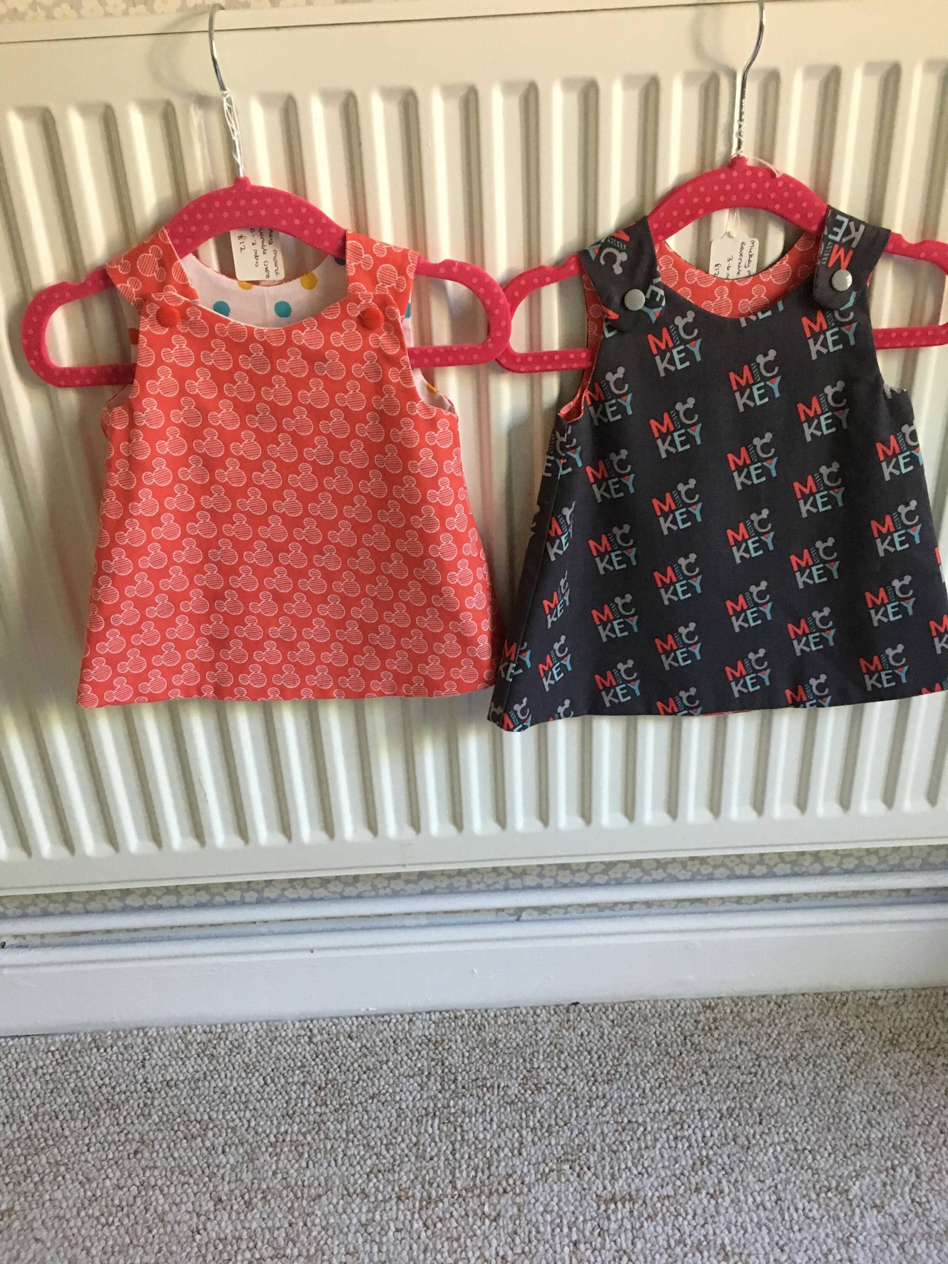 Reversible Mickey Mouse-Kleid von MadeinthehomeGifts