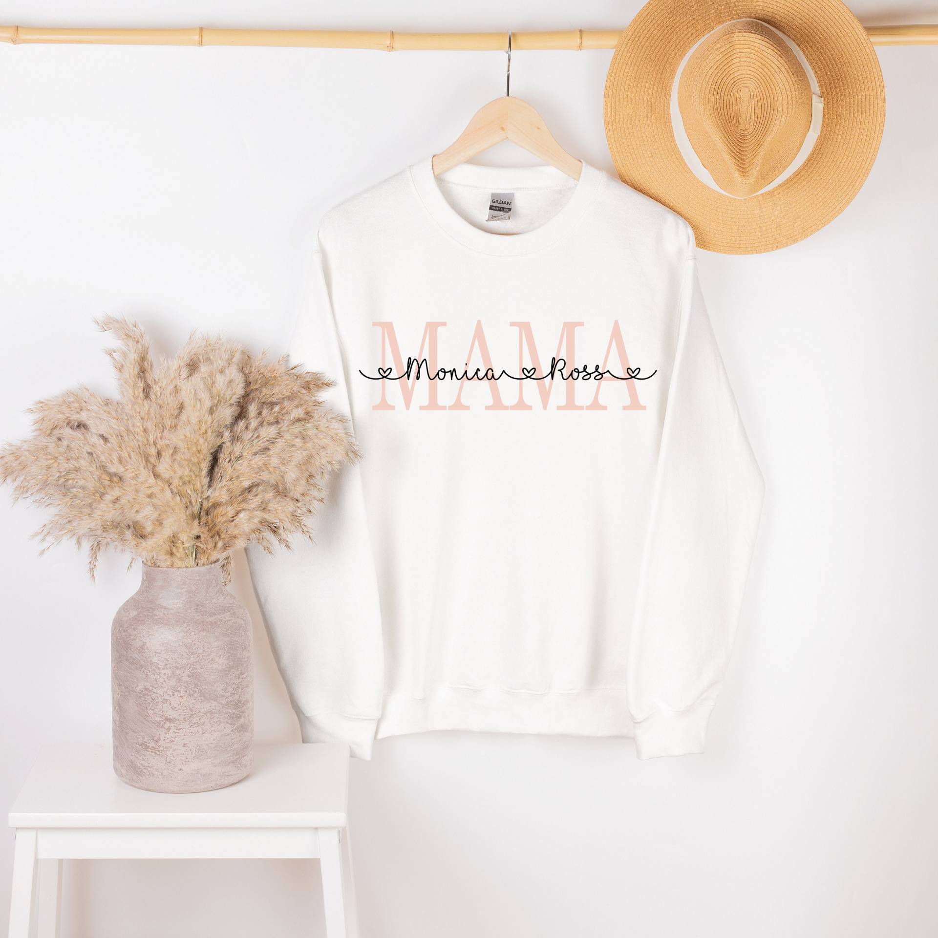 Mama Sweater Personalisiertes Shirt Kinder Namen Geschenk Sweatshirt Muttertag Benutzerdefinierte T-Shirt von MademoiselleLeCleur