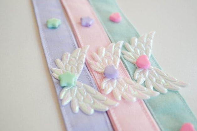 Pastel Halsband Mit Schleife Und Nieten von MademoiselleOpossum